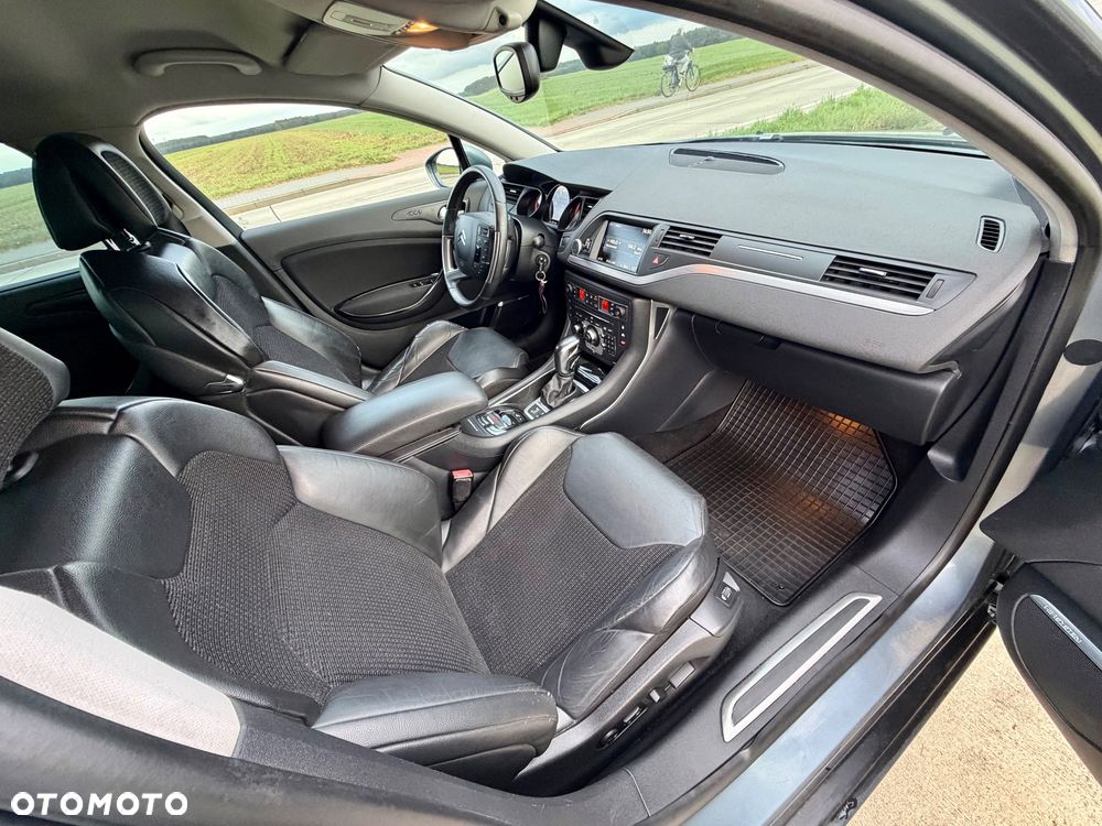 Citroen C5 2012 photo 5