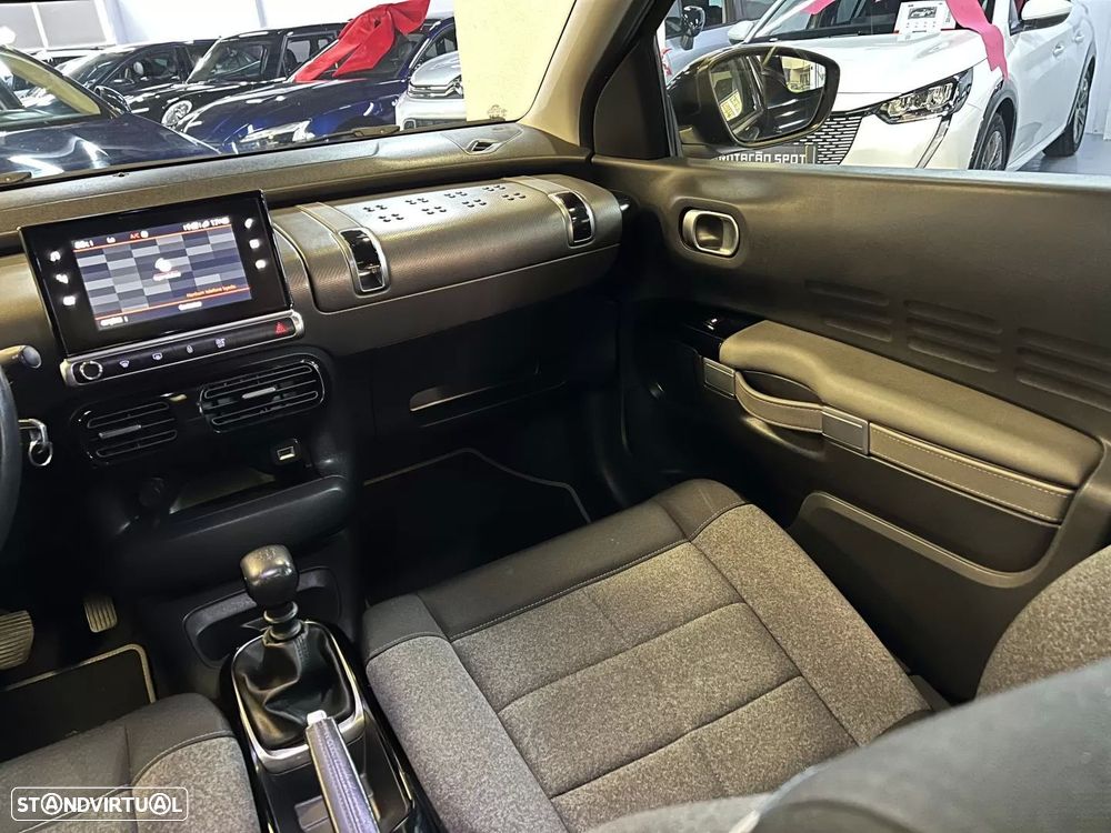 Citroën C4 Cactus 1.5 BlueHDi Shine Pack - 19