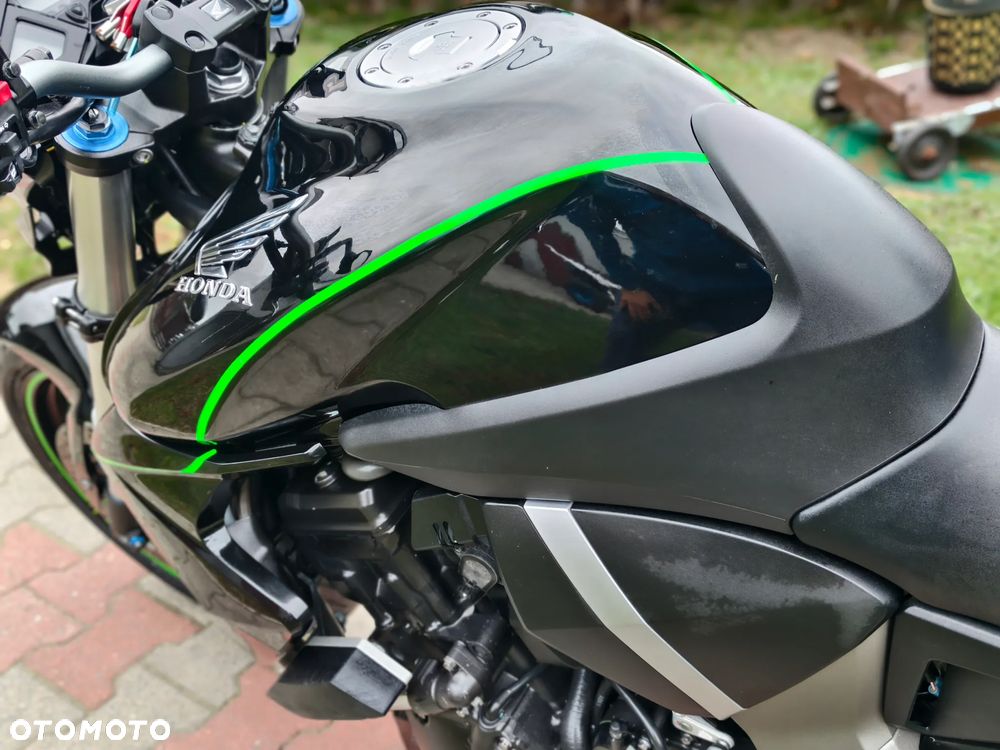Honda CB - 21
