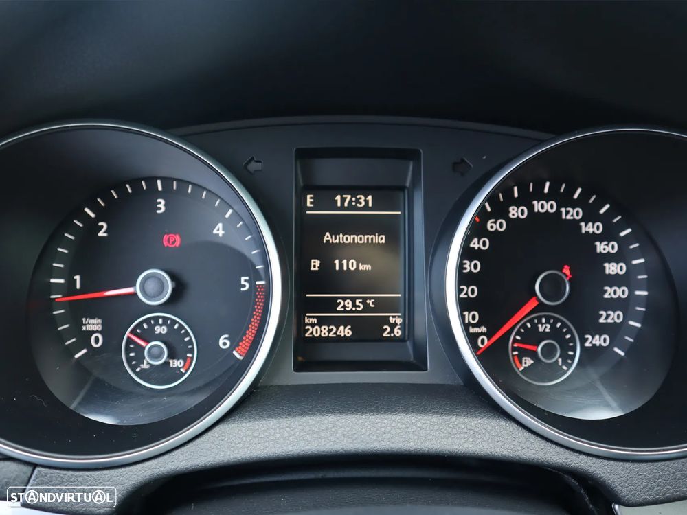 VW Golf 1.6 TDI BlueMotion Comfortline - 19