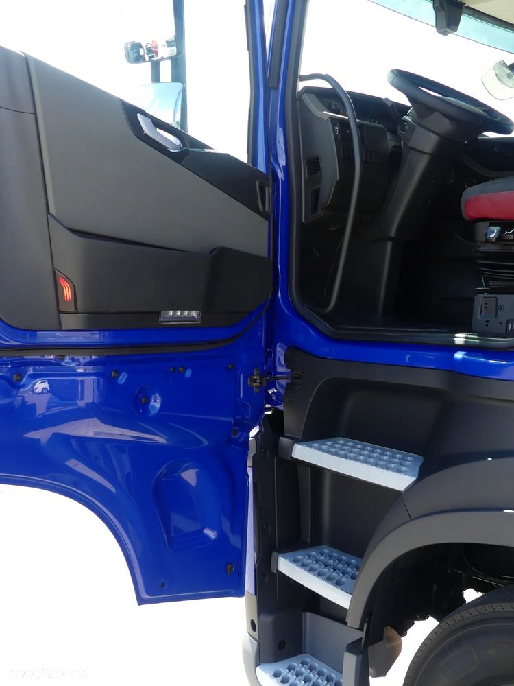 Volvo FH4 460 / EURO 6 / STANDARD / I -SHIFT / ZADBANE / - 19