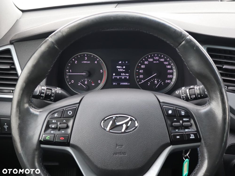 Hyundai Tucson 2.0 CRDI BlueDrive Comfort 2WD - 10