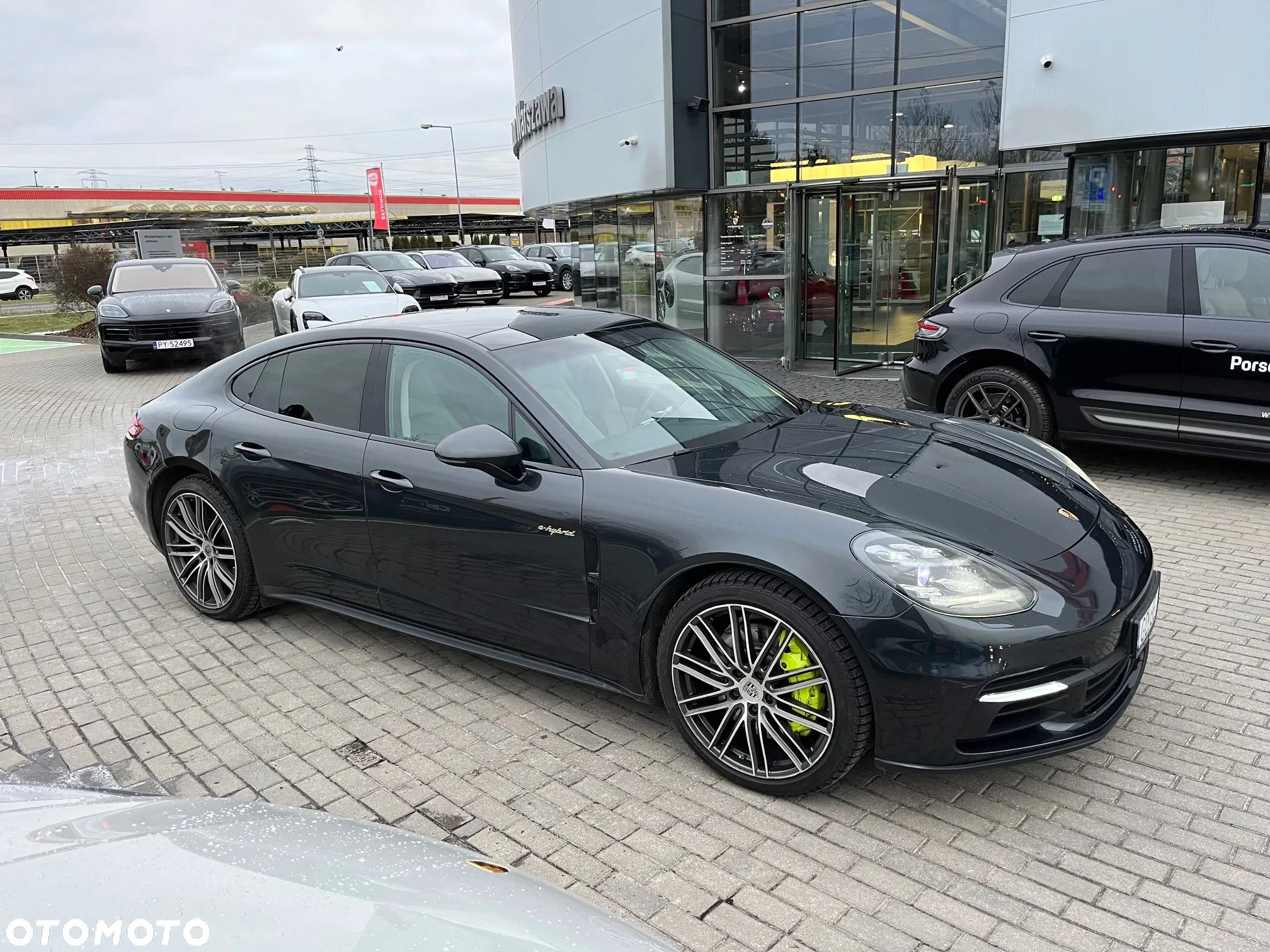 Porsche Panamera - 1