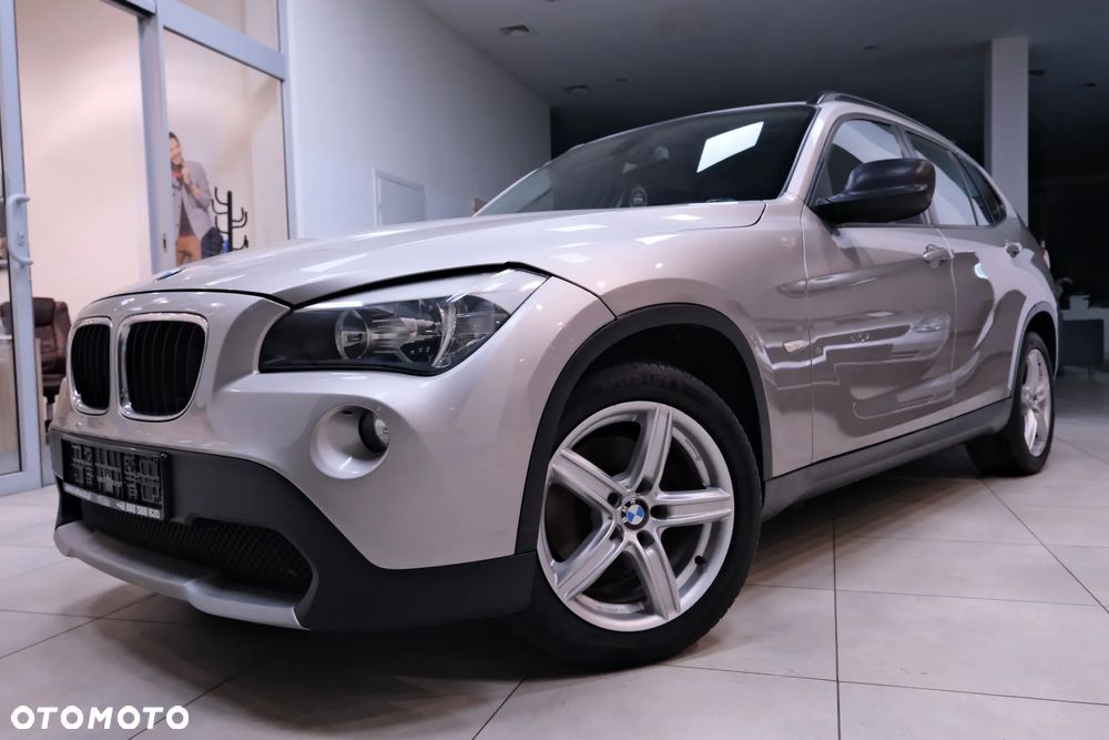 BMW X1 sDrive18i - 18