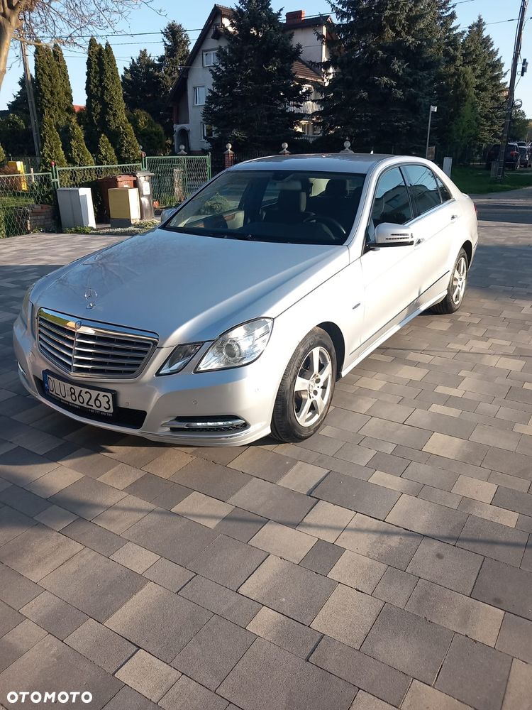Mercedes-Benz Klasa E 200 BlueTEC 7G-TRONIC Elegance - 14