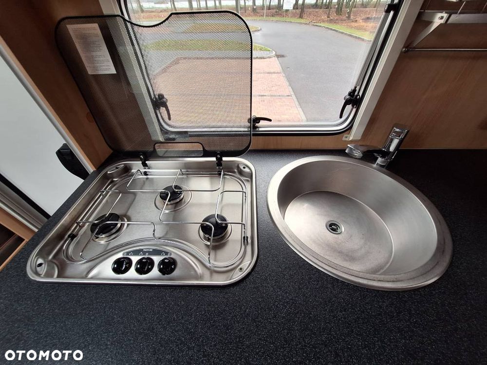 Carado T344 półintegra klimatyzacja hak - 20