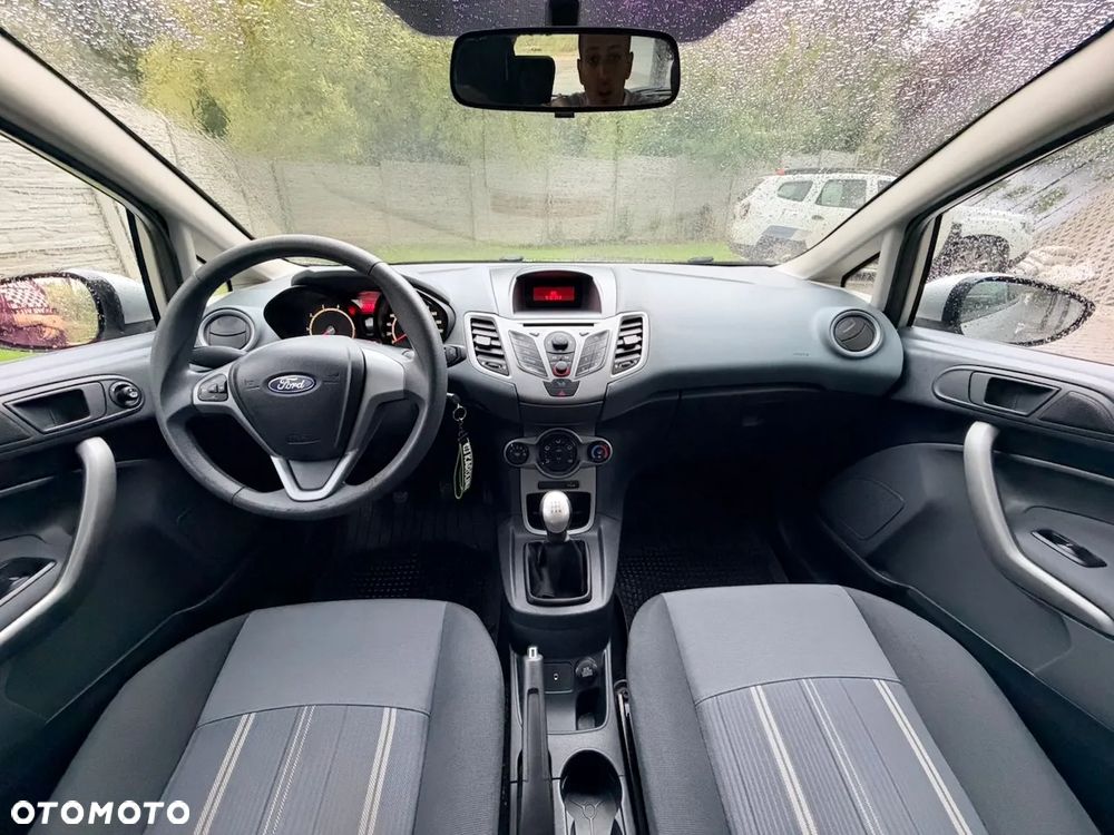 Ford Fiesta 1.25 Ambiente - 6