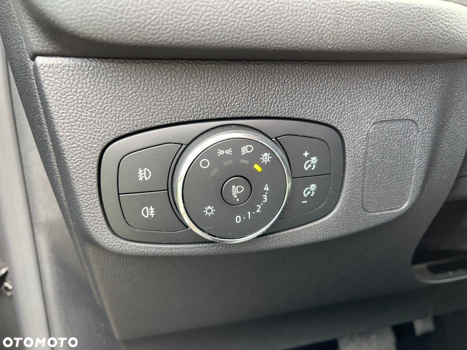 Ford Focus - 23