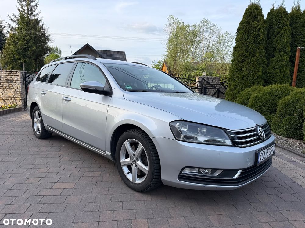 Volkswagen Passat 2.0 Blue TDI SCR Comfortline - 14