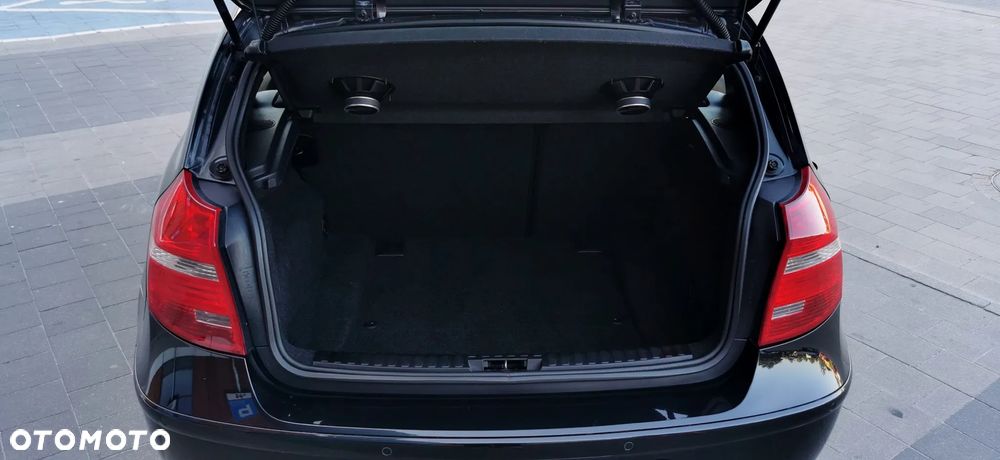 BMW Seria 1 120i Edition Sport - 24