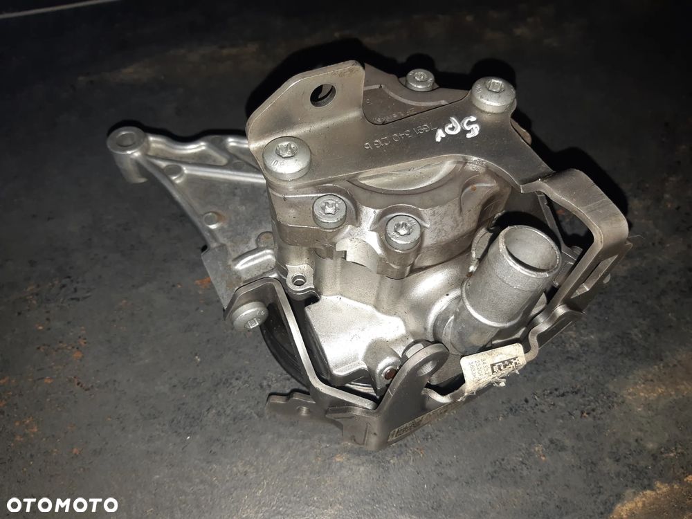 POMPA WSPOMAGANIA Mercedes G 63AMG A0074660701 - 4