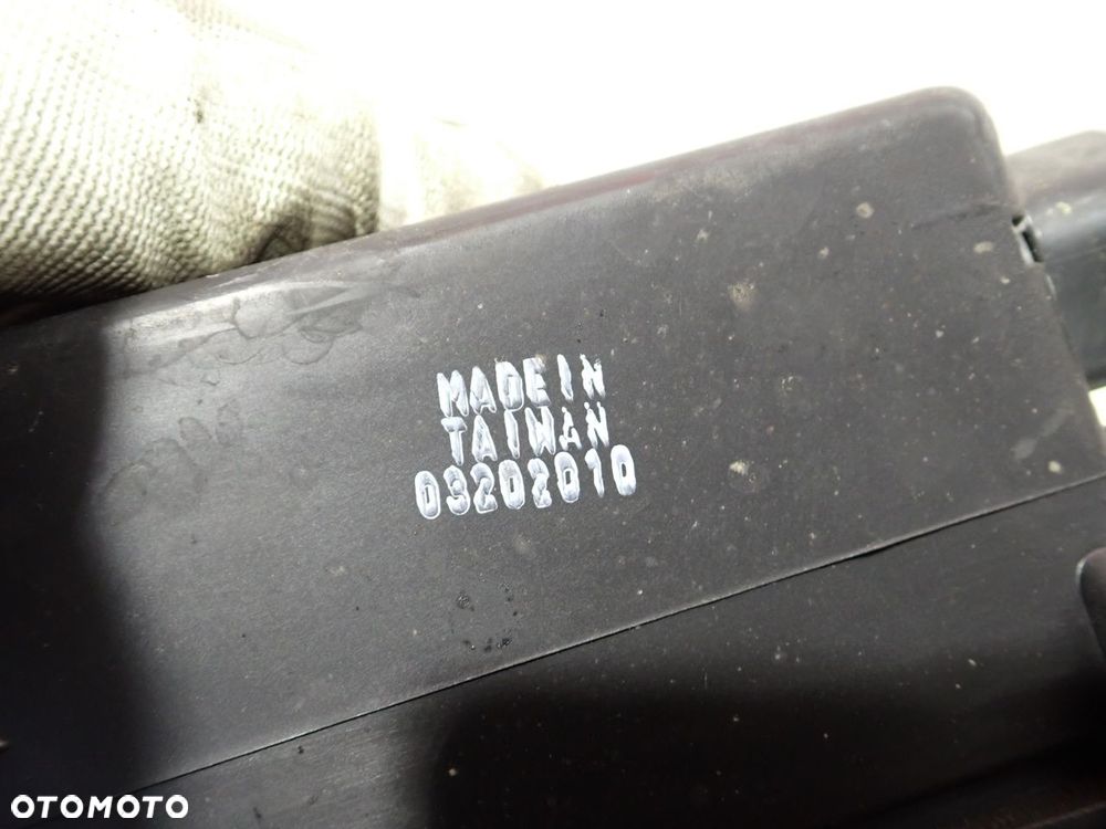 LAMPA PRAWA PRZEDNIA KIA CEED 20-B855 - 8