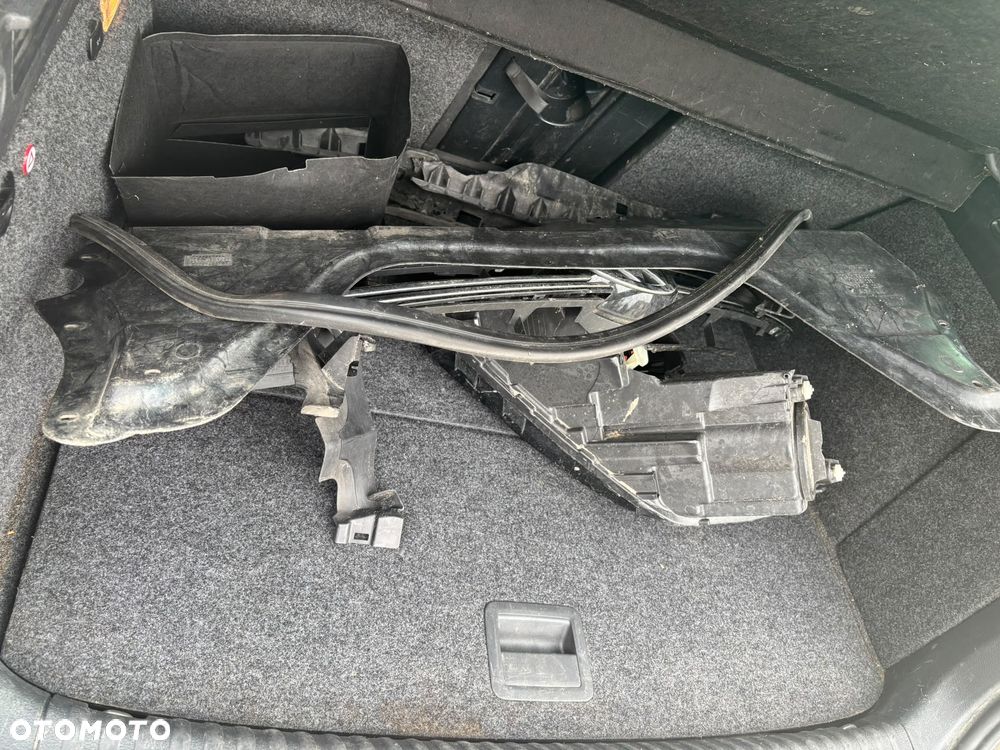 Volkswagen Tiguan 1.5 TSI ACT OPF Comfortline - 12