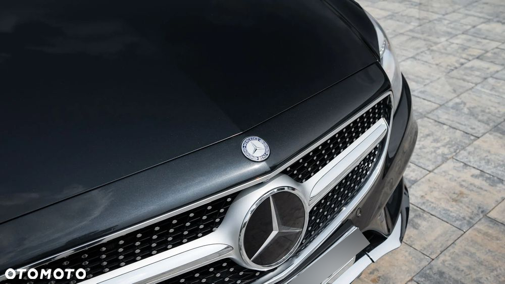 Mercedes-Benz CLS - 6