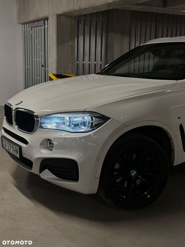 BMW X6 - 11