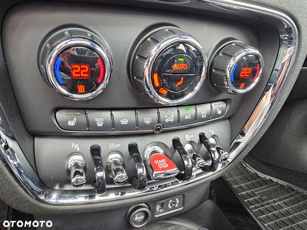 MINI Clubman Cooper D John Cooper Works Trim - 30