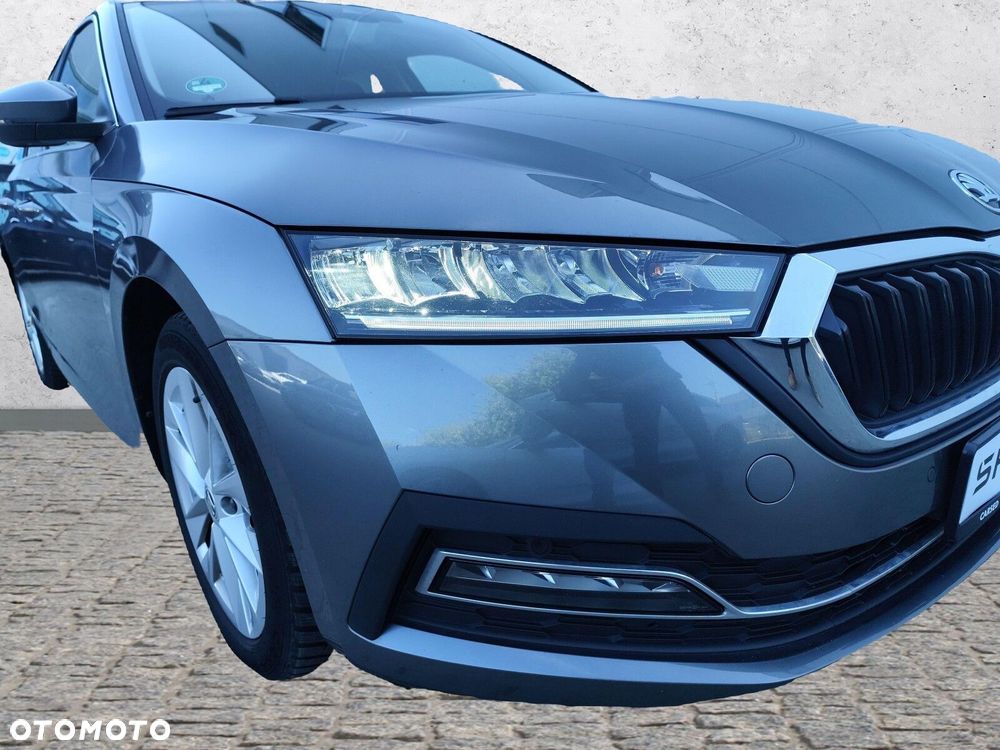 Skoda Octavia 2.0 TDI Style DSG - 36