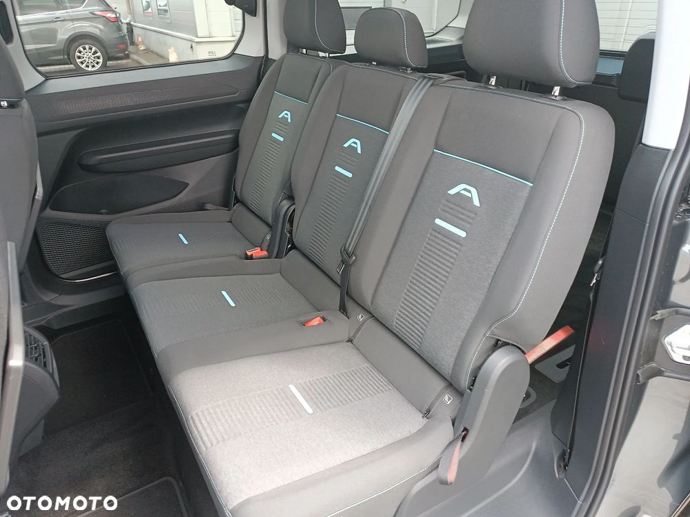 Ford Tourneo Connect Grand 2.0 EcoBlue Active - 22