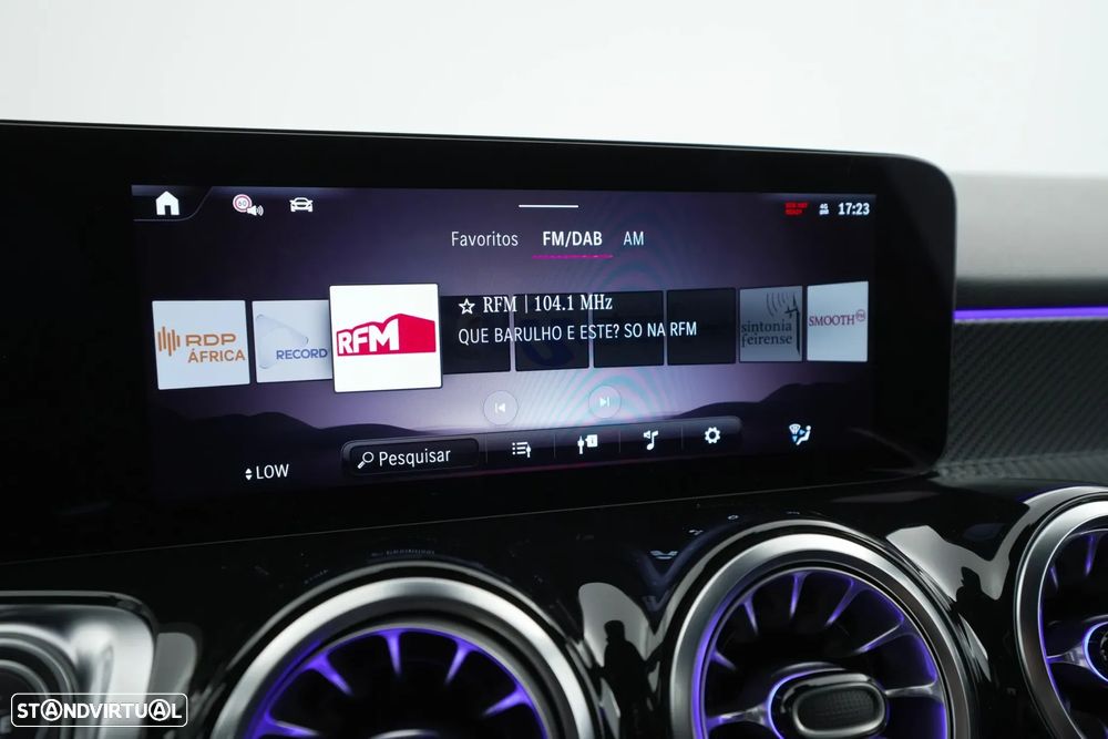 Mercedes-Benz GLB 180 d AMG Line - 16