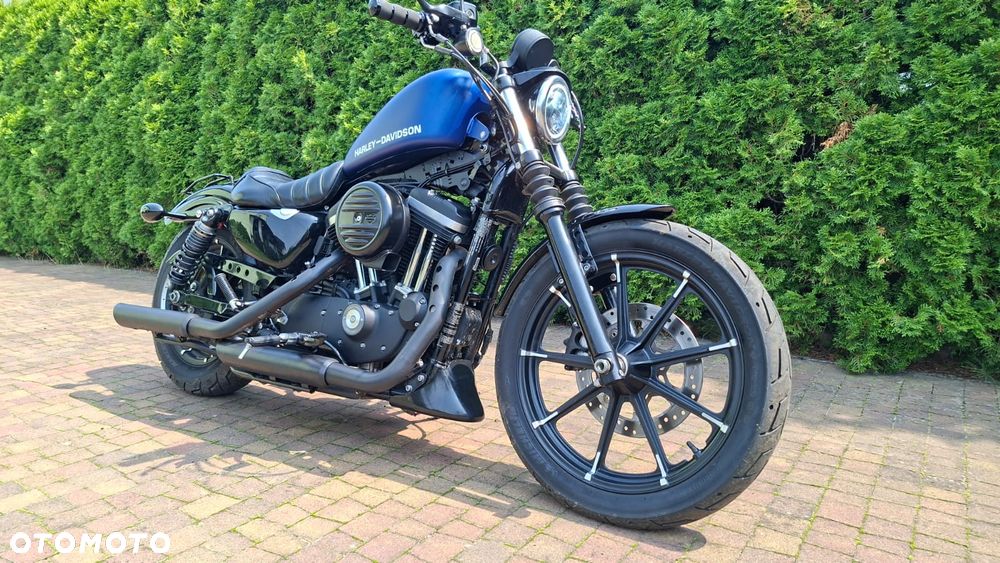Harley-Davidson Sportster Iron 883 - 1