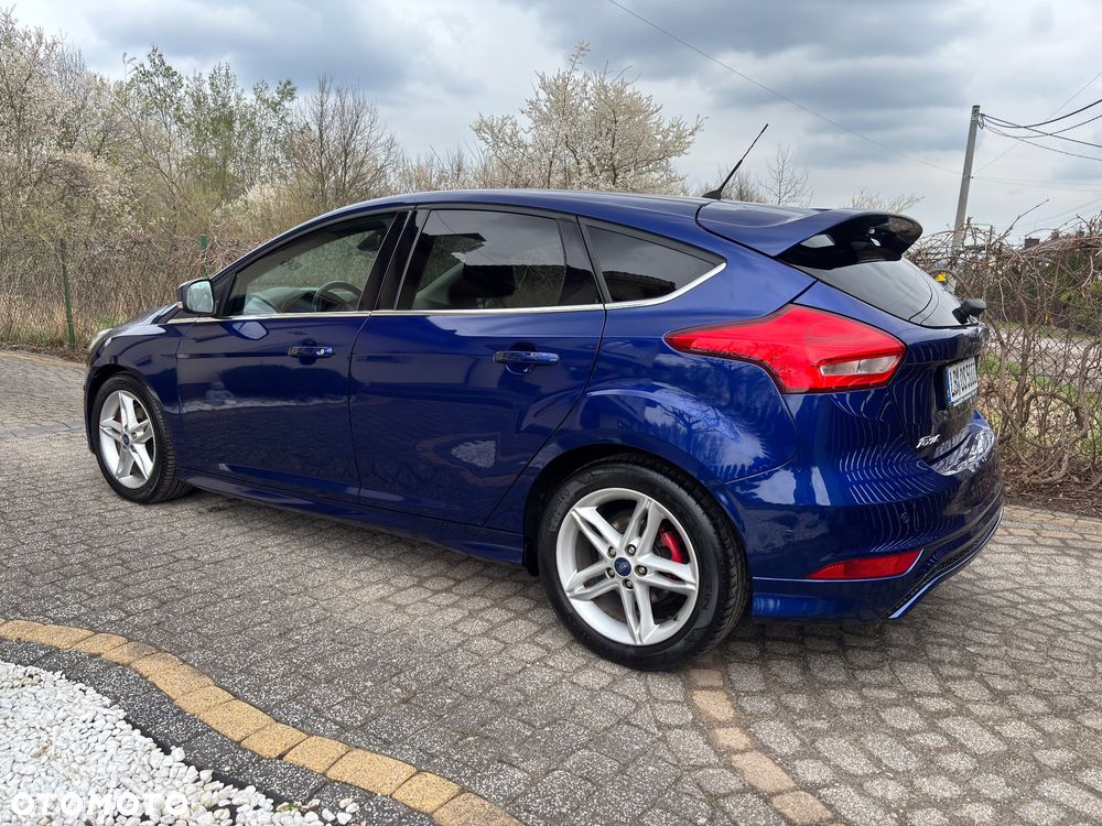Ford Focus 1.5 EcoBoost STart-Stopp-System ST-LINE - 6