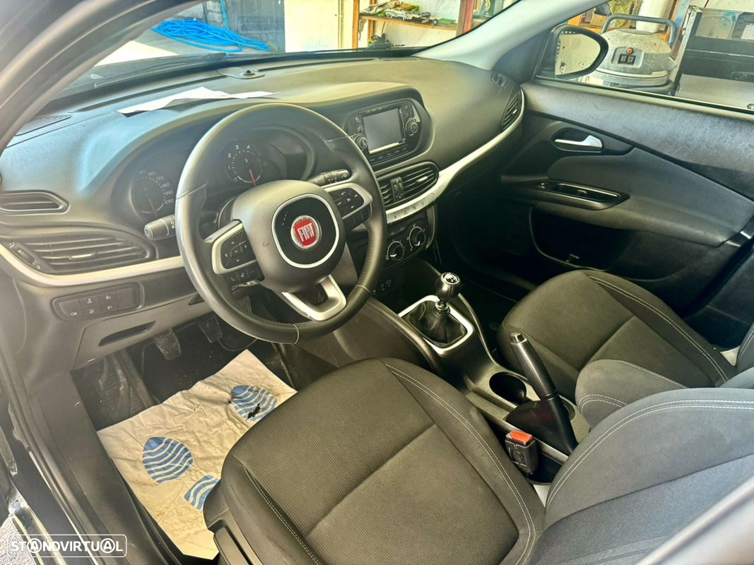 Fiat Tipo Station Wagon 1.6 M-Jet Lounge J17 - 40
