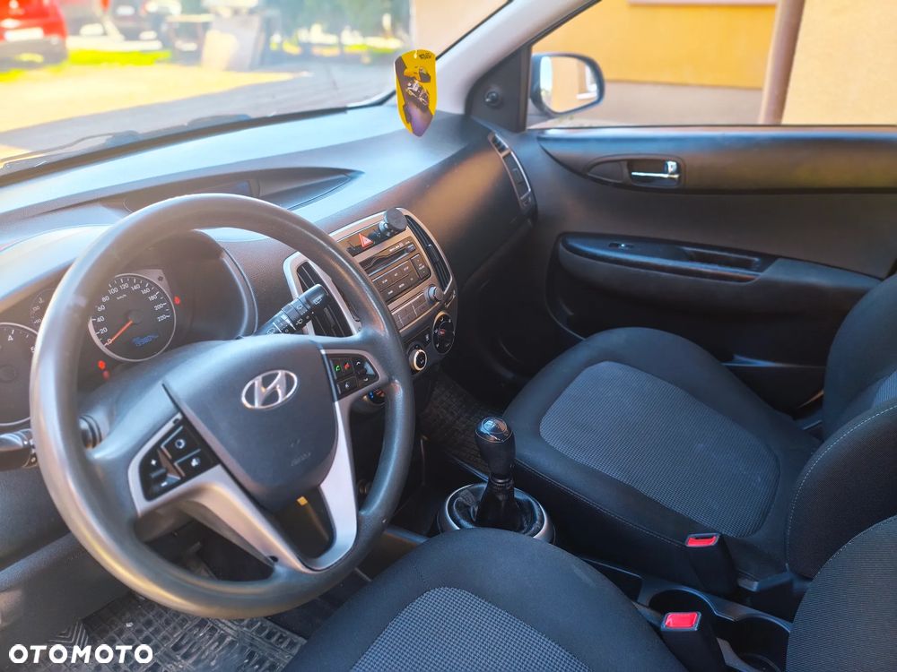 Hyundai i20 1.1 CRDi Classic + - 7
