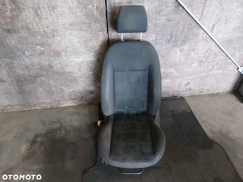 FOTEL LEWY PRZÓD FORD FIESTA VAN MK5 2007R - 1