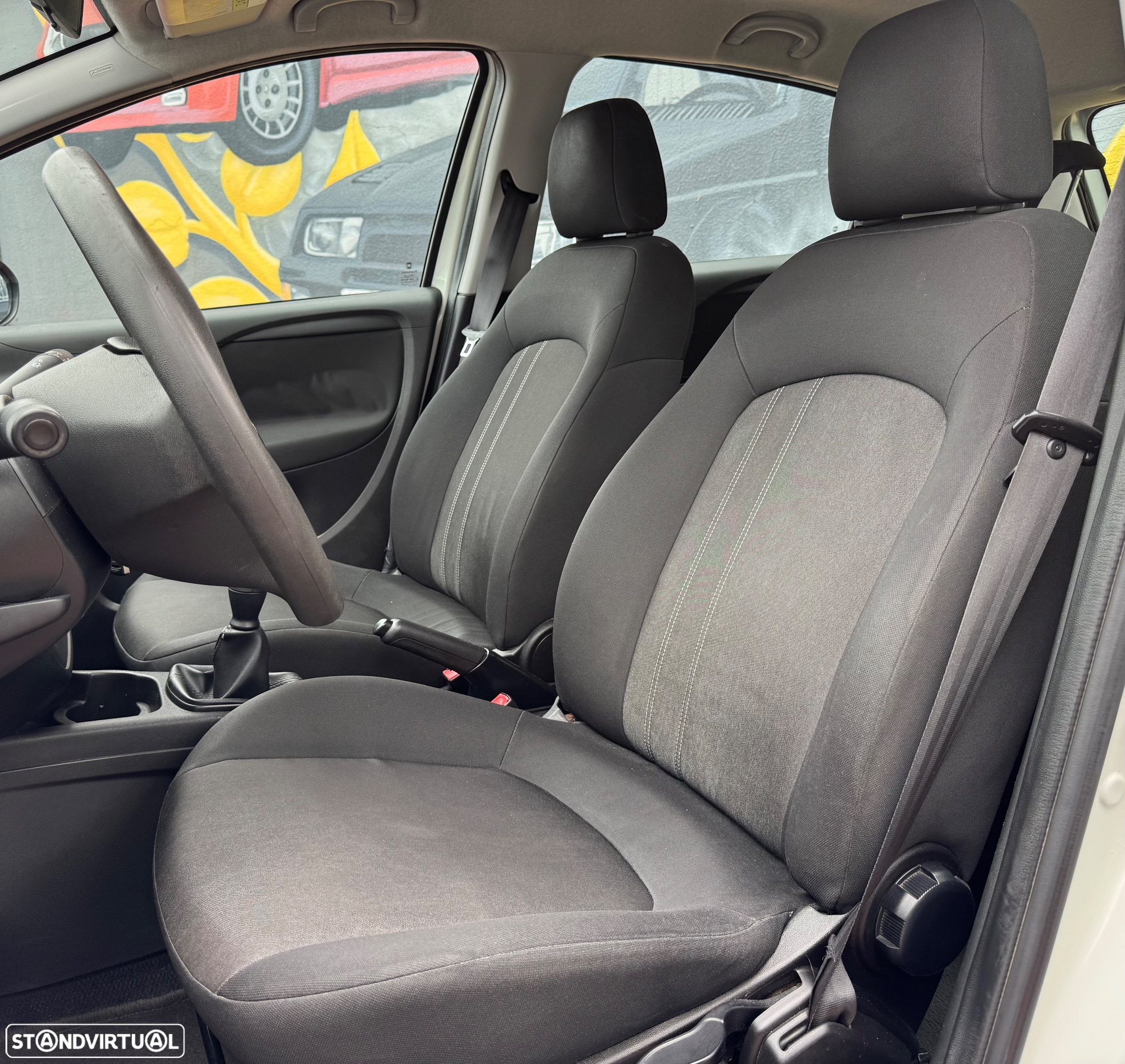 Fiat Punto 1.3 M-Jet Easy S&S - 6