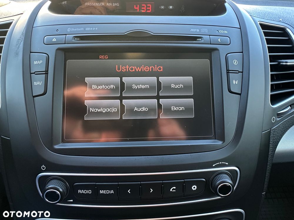 Kia Sorento 2.0 CRDi Voyage 2WD - 38