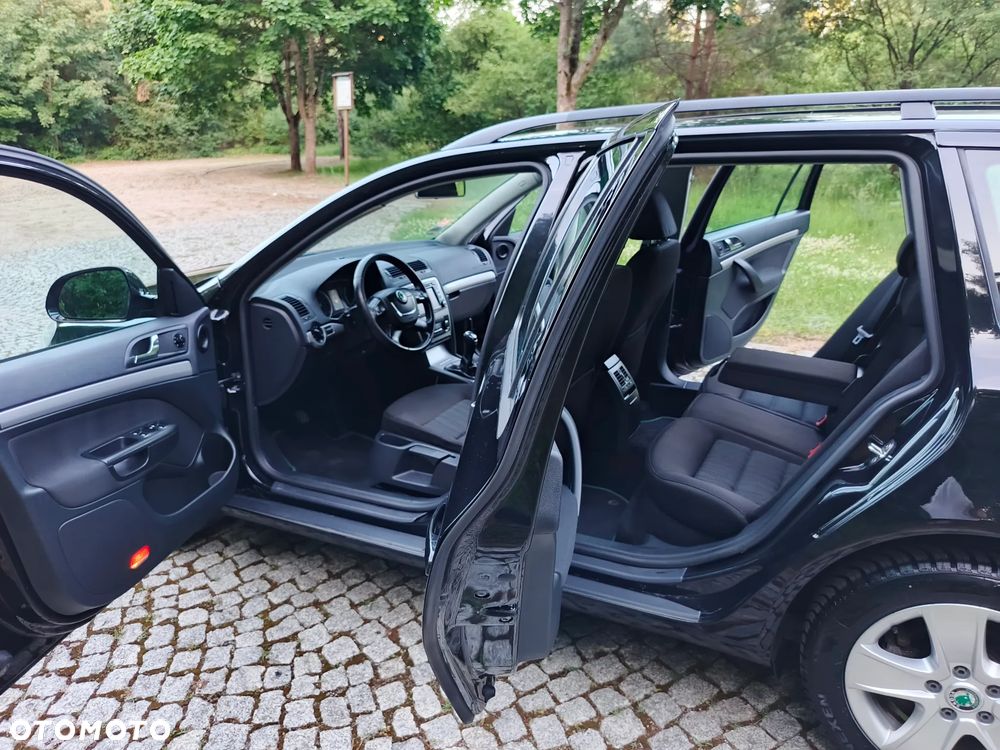 Skoda Octavia 1.6 TDI DPF Ambition - 5