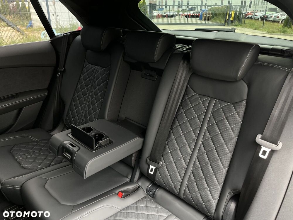 Audi Q8 - 22