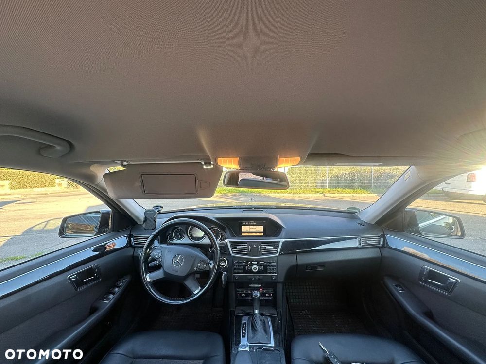 Mercedes-Benz Klasa E 250 CGI BlueEFFICIENCY Automatik Avantgarde - 5