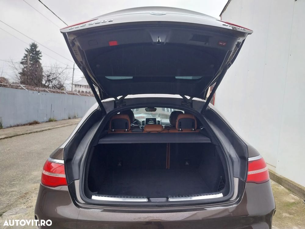 Mercedes-Benz GLE 350 d 4Matic 9G-TRONIC AMG Line - 12