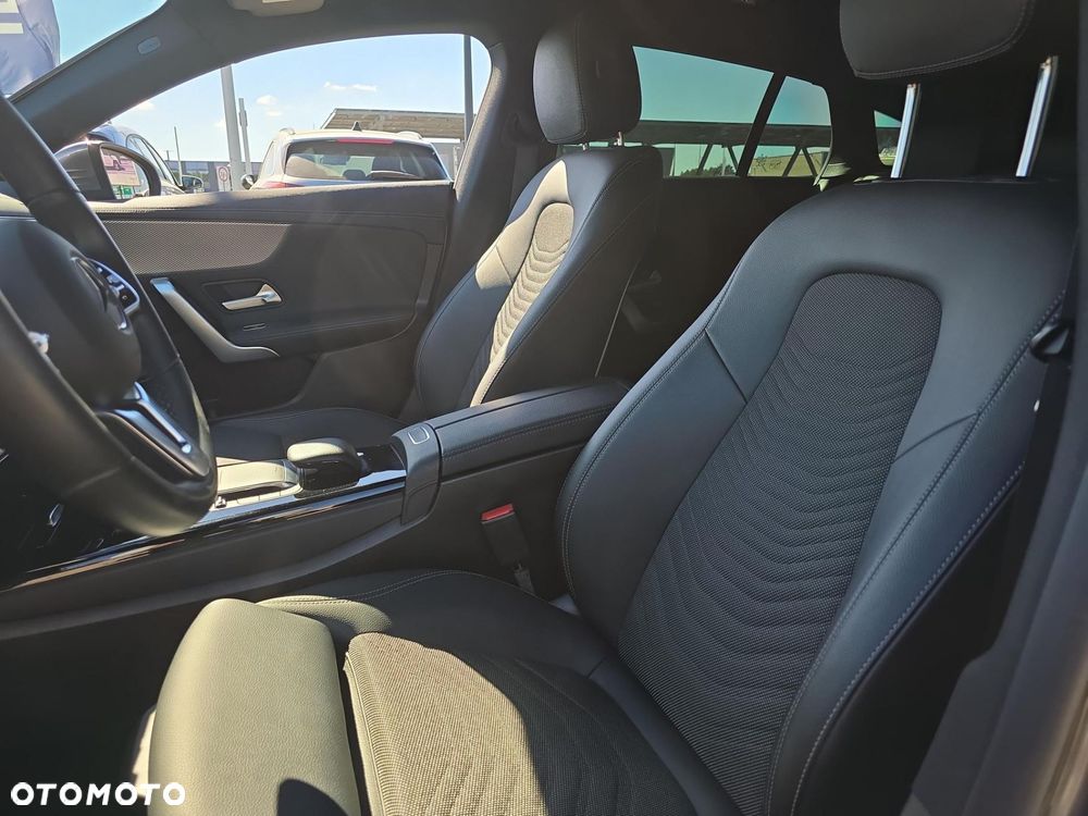 Mercedes-Benz CLA 200 d Progressive 8G-DCT - 13