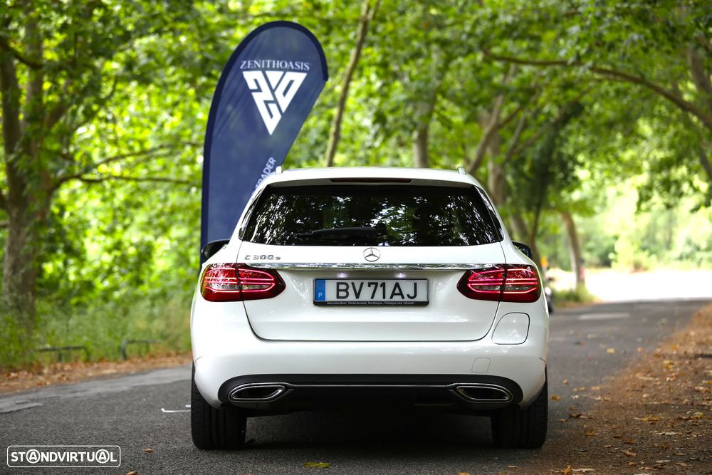 Mercedes-Benz C 300 e Avantgarde - 4