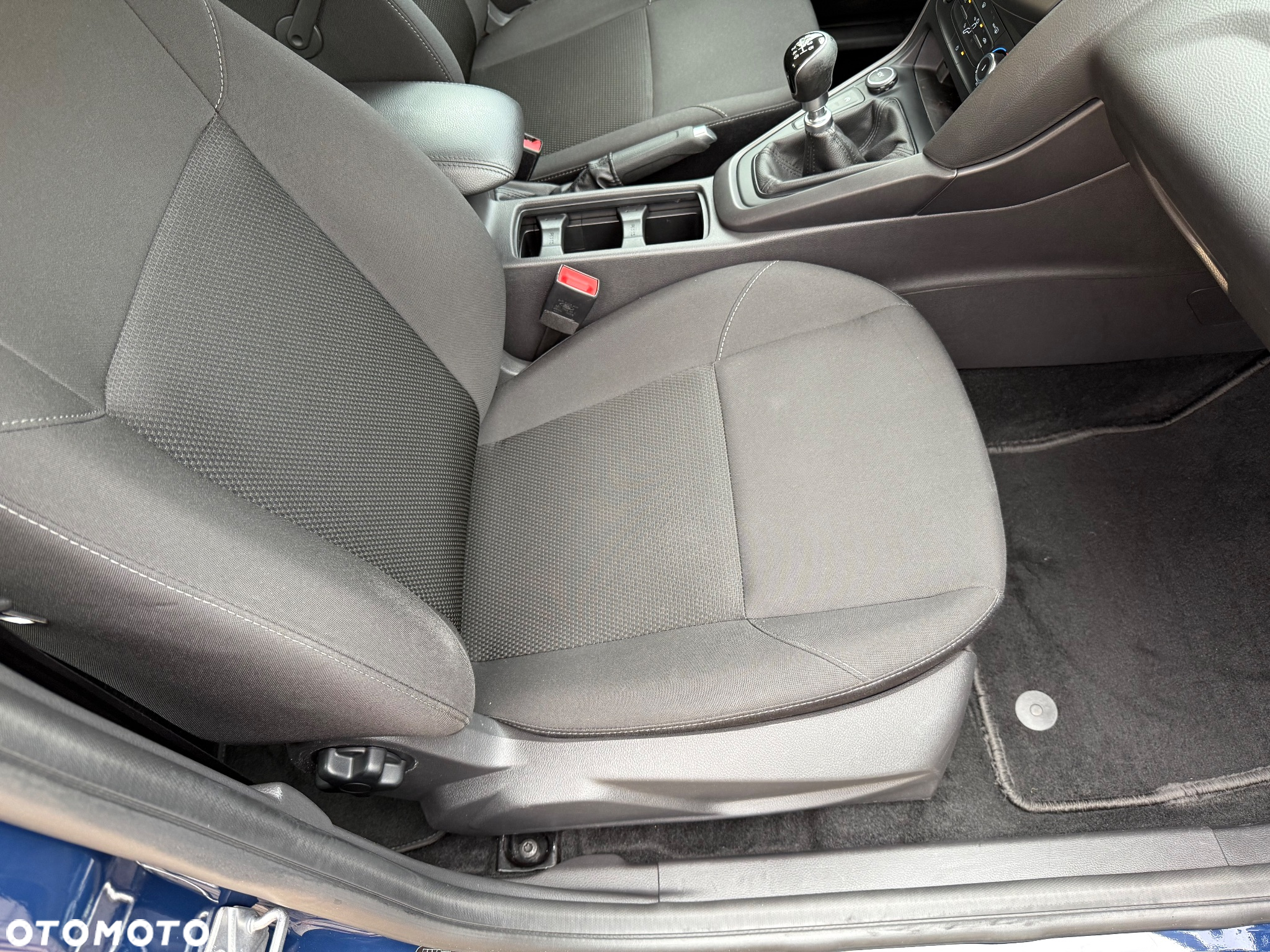 Ford Focus - 23