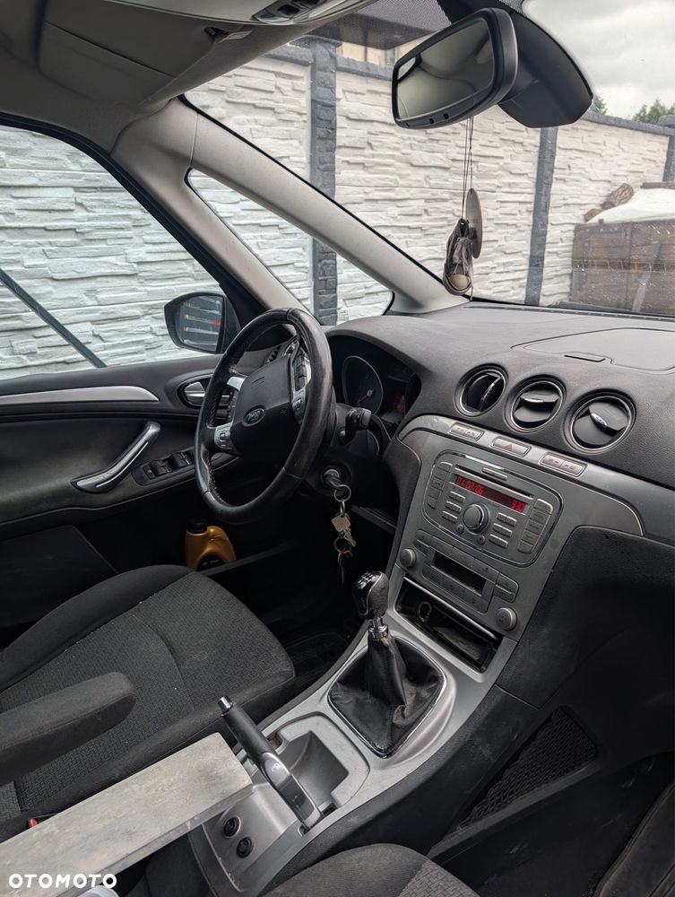 Ford Galaxy - 3
