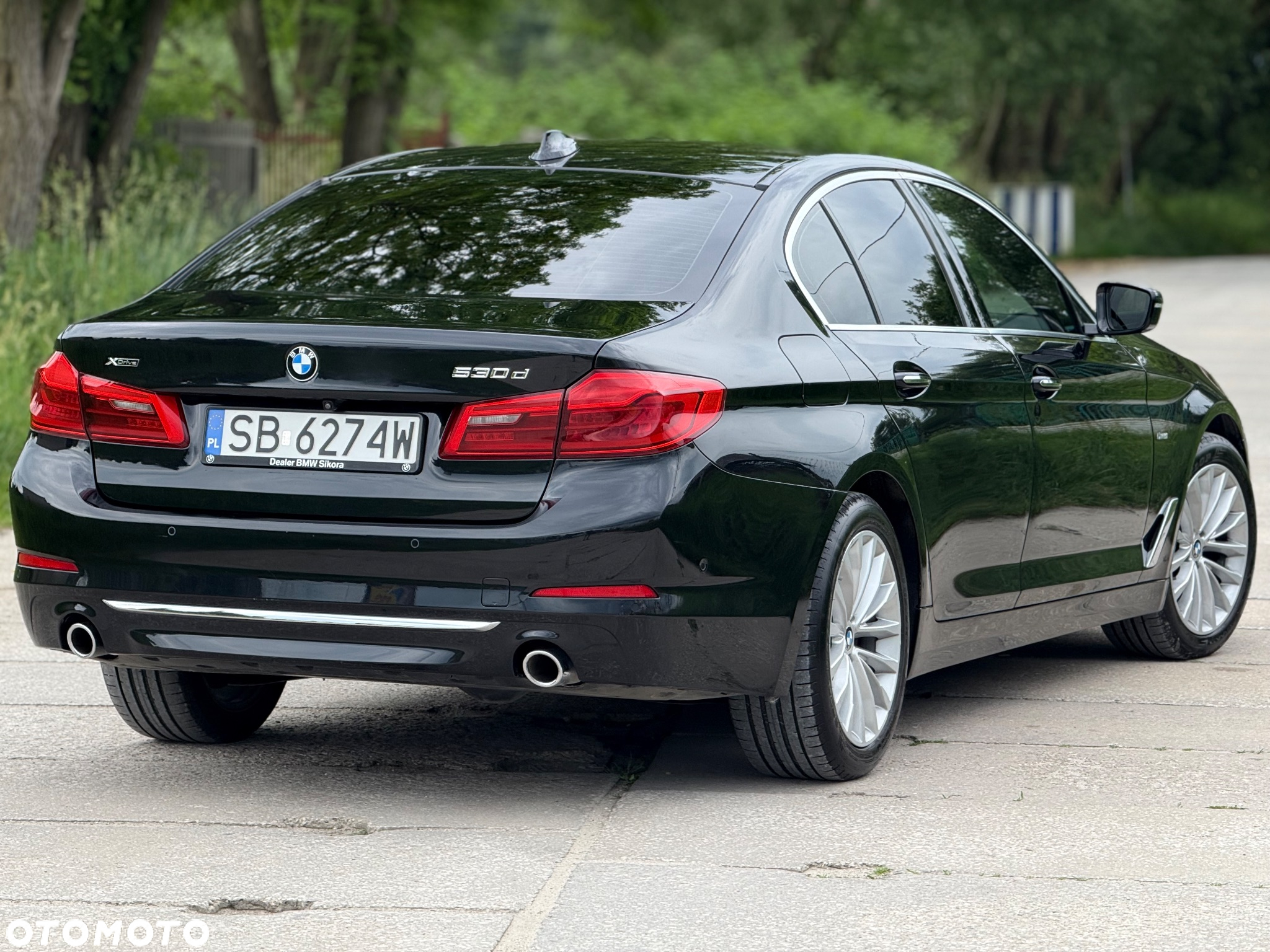 BMW Seria 5 530d xDrive Luxury Line - 4