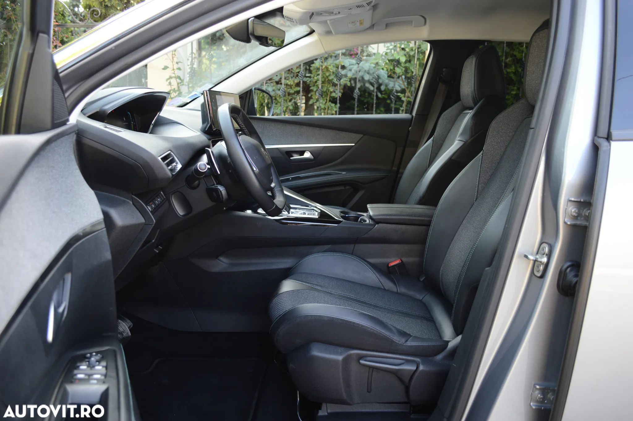 Peugeot 3008 PHEV EAT8 Allure - 17