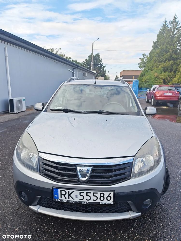 Dacia Sandero Stepway2 1.6 - 12