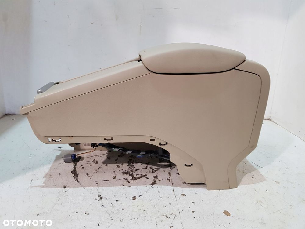 tunel środkowy podłokietnik 39855366 volvo xc60 i 3.2b eu 12 rok - 4