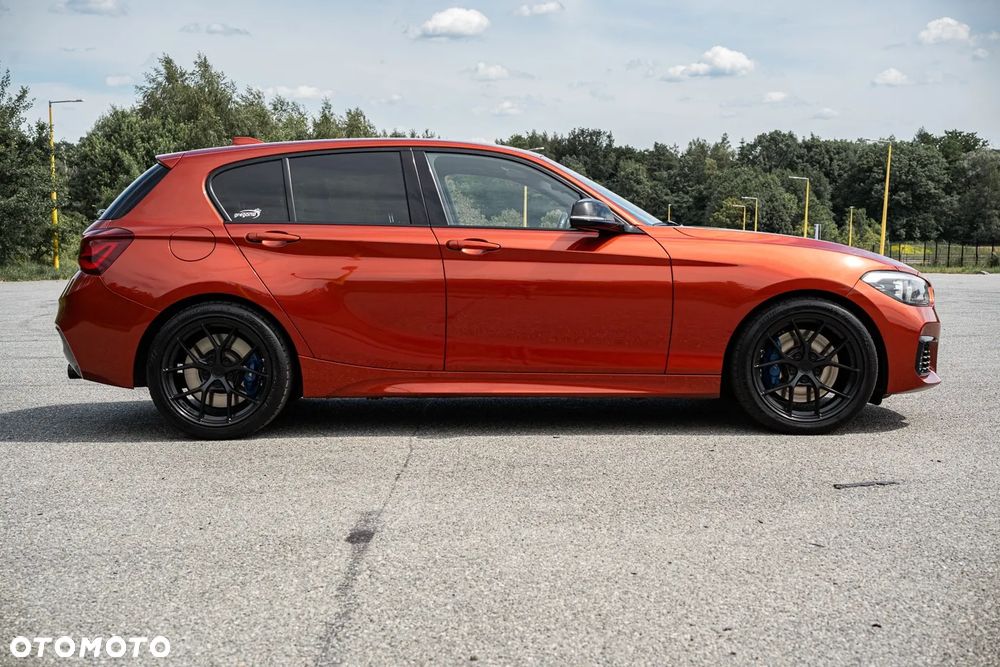 BMW 1M - 8