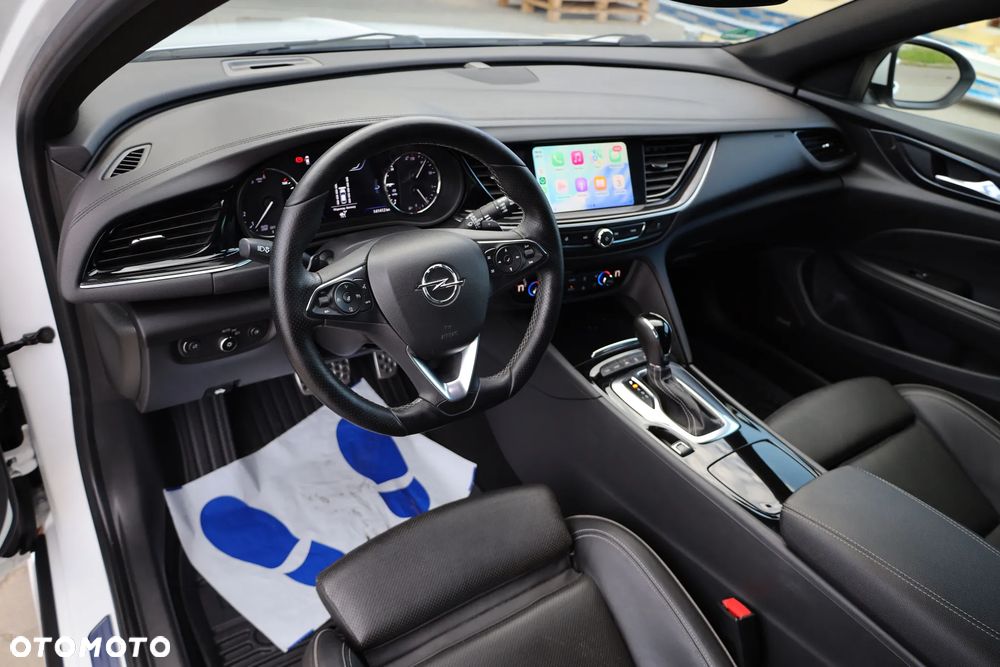 Opel Insignia 2.0 BiTurbo 4x4 GSI - 17