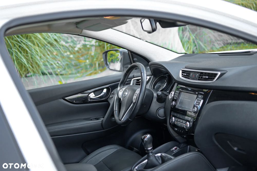 Nissan Qashqai 1.2 DIG-T Tekna+ - 10