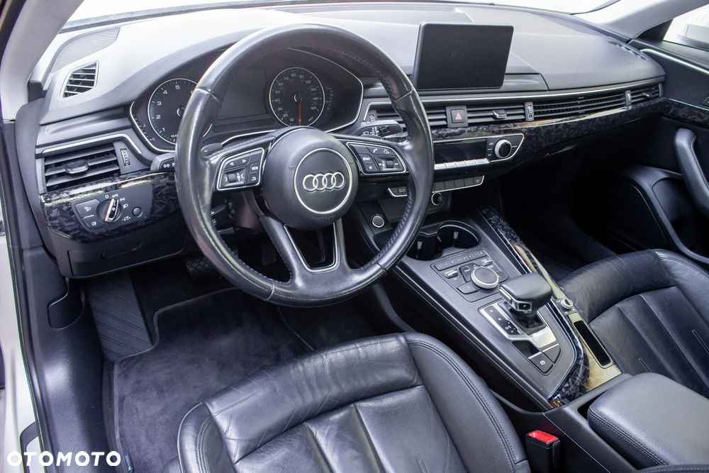 Audi A4 Limousine - 21