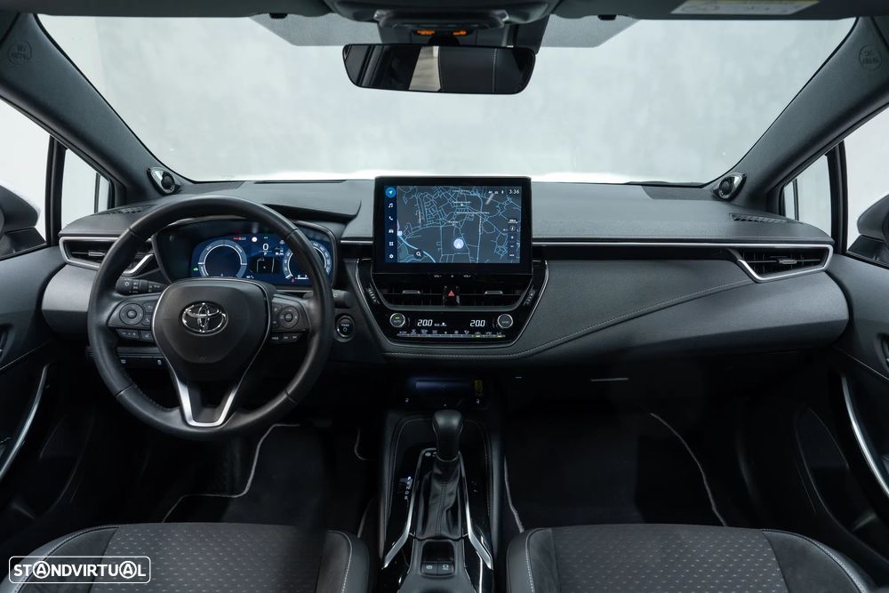 Toyota Corolla 1.8 Hybrid Exclusive - 19