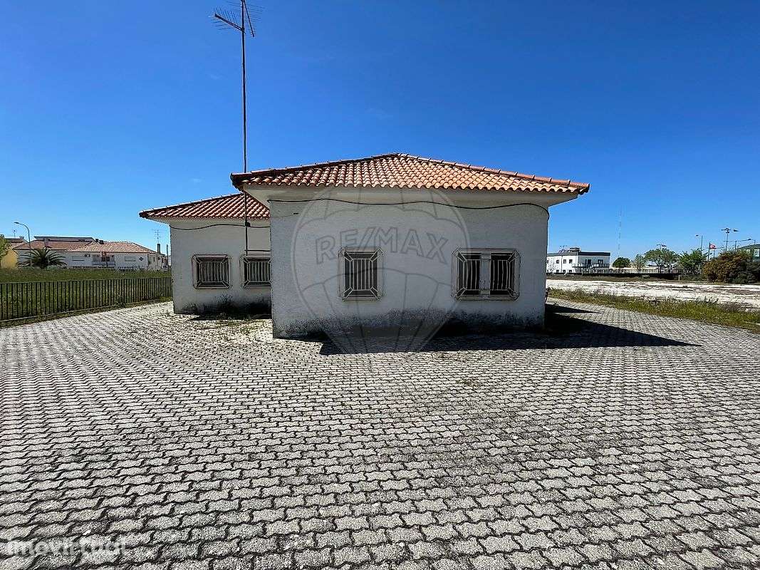 Outros - Comercial  para arrendamento - Grande imagem: 2/5