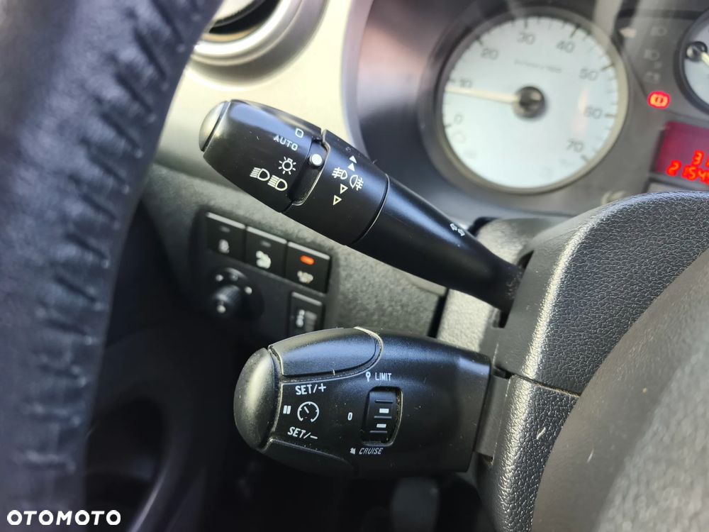 Citroën Berlingo Multispace BlueHDi 120 S&S SHINE - 31
