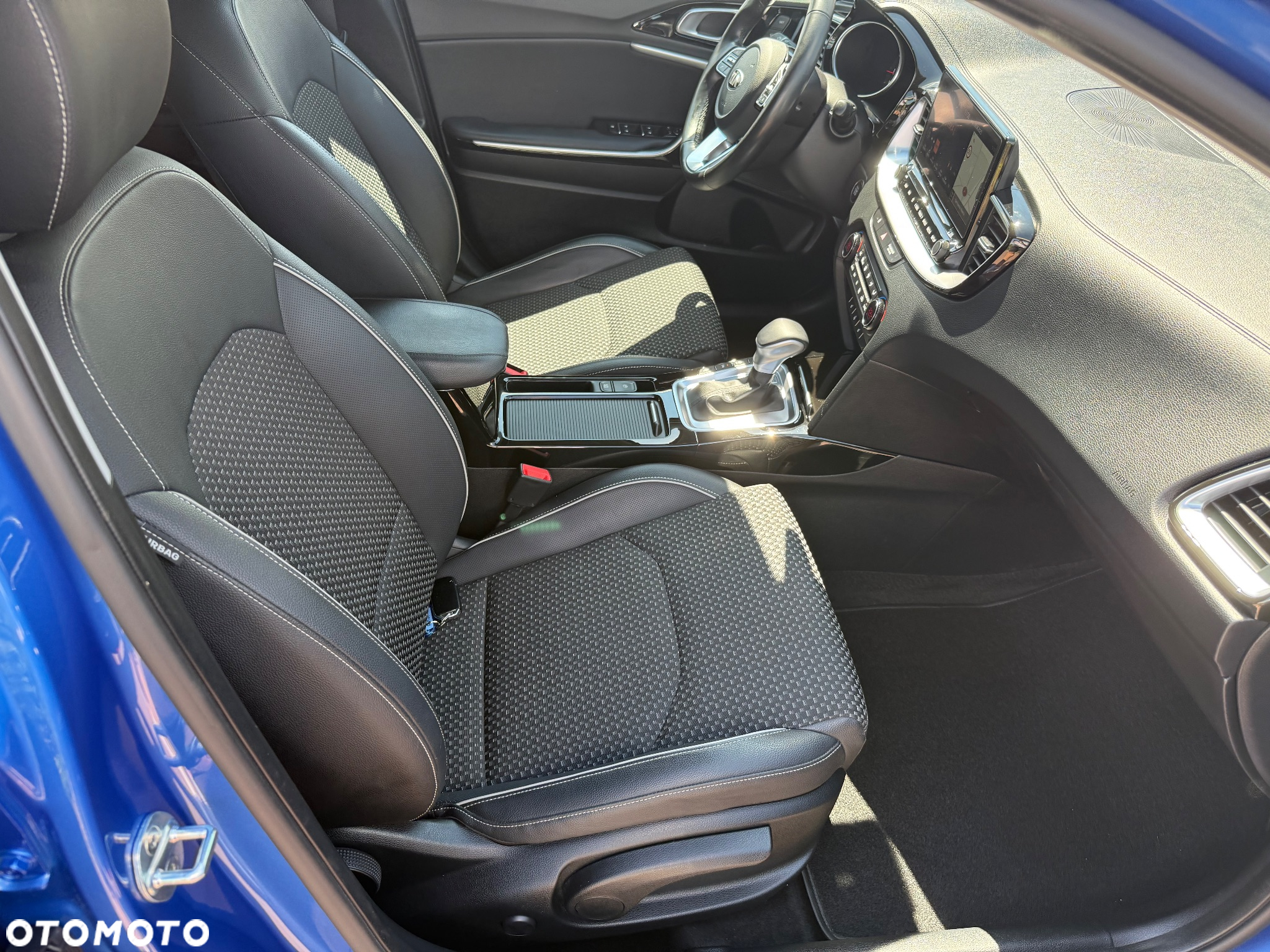 Kia Ceed SW 1.4 T-GDI DCT OPF Platinum Edition - 18